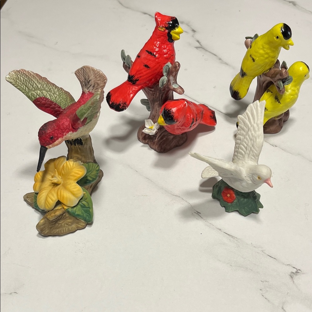 Colorful Bird Figurine Set